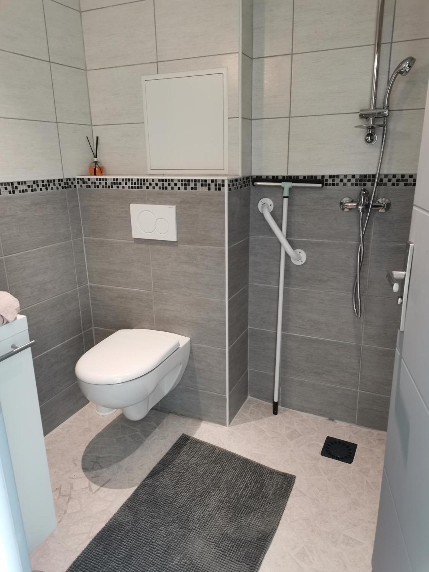 Le Pommiers Apartment Ngoại thất bức ảnh