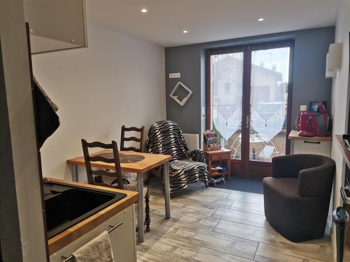 Le Pommiers Apartment Ngoại thất bức ảnh